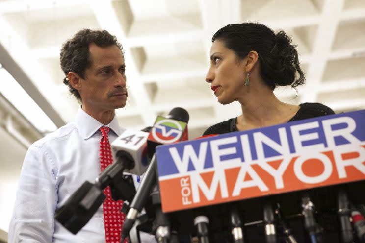 New York mayoral candidate Anthony Weiner and his wife Huma Abedin attend a news conference in New York, U.S. on July 23, 2013. (Photo: Eric Thayer/Reuters)