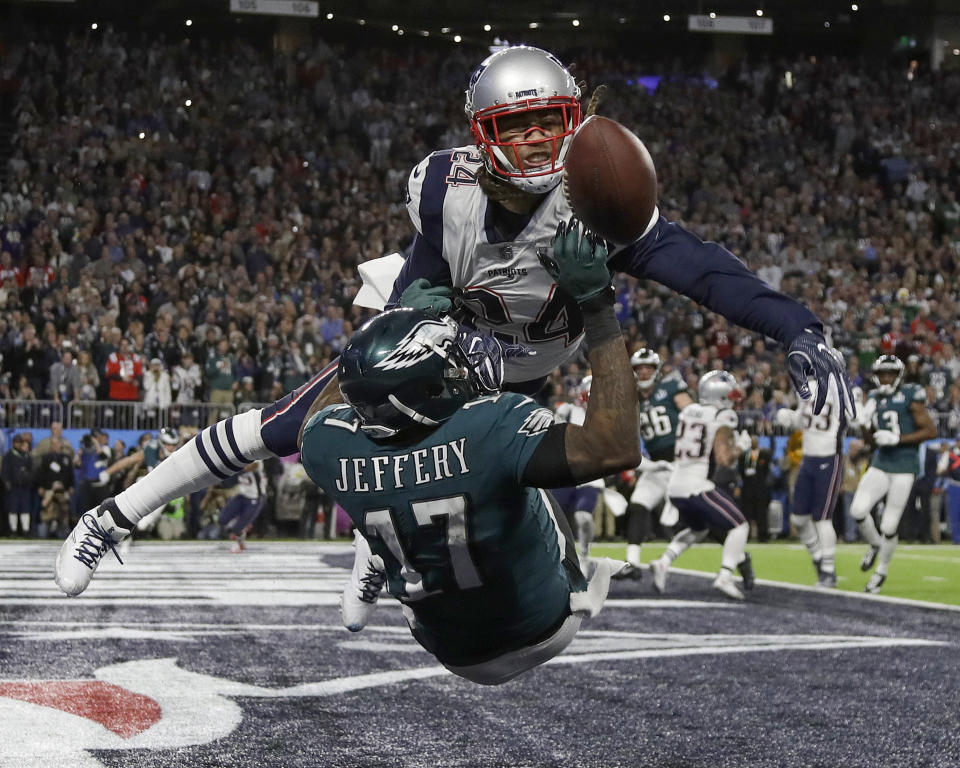 <p>New England Patriots’ Stephon Gilmore, top, breaks up a pass intended for Philadelphia Eagles’ Alshon Jeffery during the first half of the NFL Super Bowl 52 football game Sunday, Feb. 4, 2018, in Minneapolis. (AP Photo/Matt Slocum) </p>