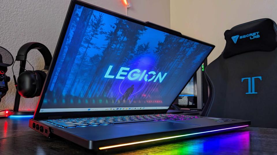 Image of the Lenovo Legion Pro 7i (Gen 8).