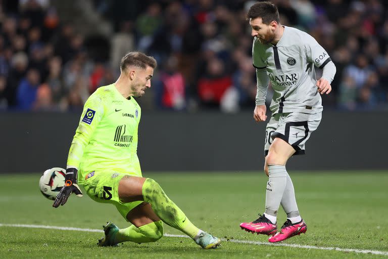 Lionel Messi marcó su noveno gol en la Ligue 1 de Francia en la victoria de PSG sobre Montpellier como visitante