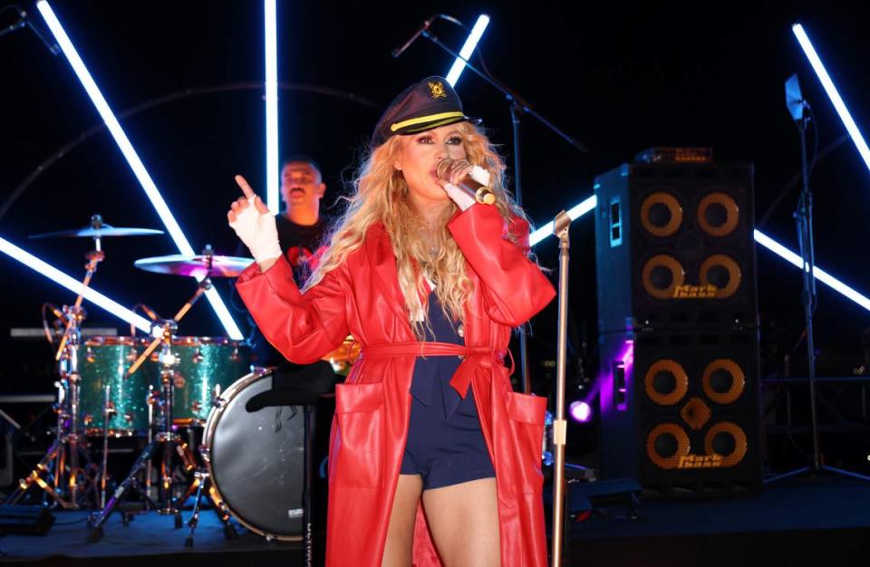 Paulina Rubio, la Reina del Pop Latino, a la que la revista Rolling Stone se refiere como la ‘Madonna de América’, ofrece una actuación espectacular en Miami en el evento de bautizo del innovador del barco Norwegian Viva el 28 de noviembre de 2023 en Miami, Florida.