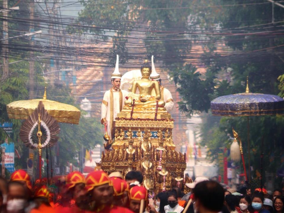 Outside of water, pomp and pagentry play their part in Songkran (Somsak Wonghemmarat)