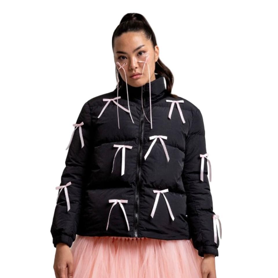 <p><a href="https://lesmissnyc.com/products/ballerina-puffer?variant=43524804706457" rel="nofollow noopener" target="_blank" data-ylk="slk:Shop Now;elm:context_link;itc:0;sec:content-canvas" class="link ">Shop Now</a></p><p>Ballerina Puffer</p><p>lesmissnyc.com</p><p>$250.00</p>