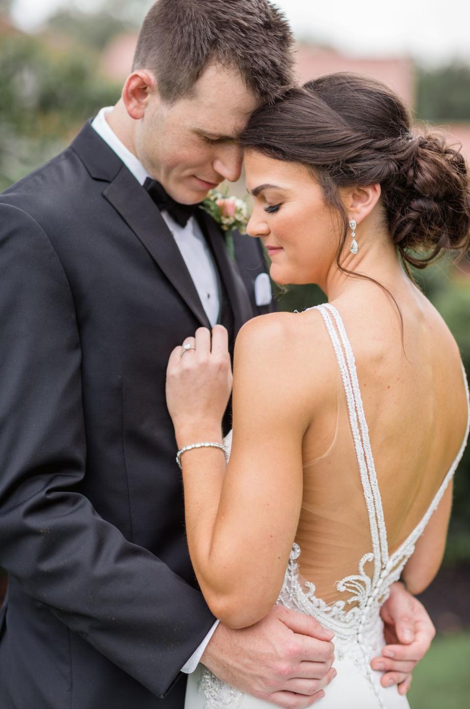 Liz Mylin, who is wearing a&nbsp;Martina Liana gown in this photo, married Karl Rice on Aug. 18 in York, Pennsylvania. (Photo: <a href="http://ashleyelizabethphotography.com/" target="_blank">Ashley Elizabeth Photography</a>)