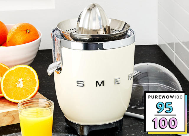 The Smeg Juicer Gets Every Last Drop of Juice Out of Citrus (and Looks Real  Good Doing It)