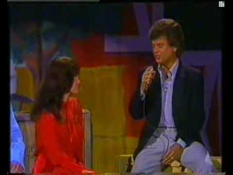 18) Conway Twitty and Loretta Lynn: "After the Fire Is Gone"