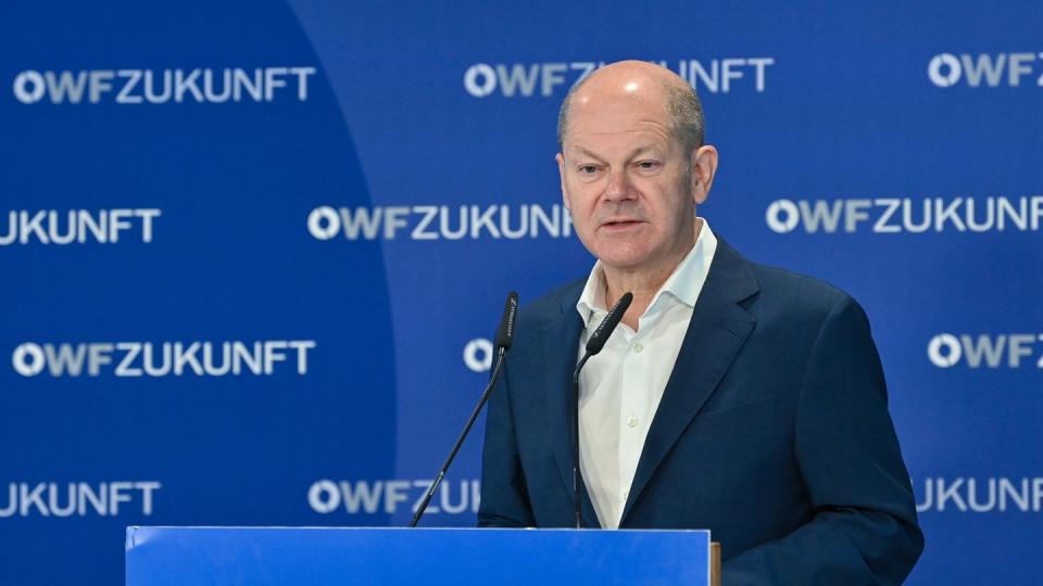 Bundesfinanzminister Olaf Scholz spricht zur Eröffnung des Ostdeutschen Wirtschaftsforums in Bad Saarow.