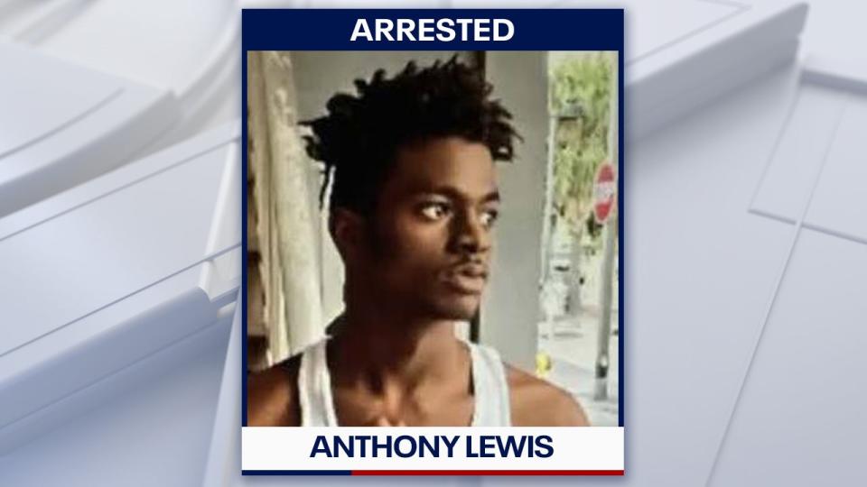 <div>Pictured: Anthony Lewis. Courtesy of the Auburndale Police Department.</div>