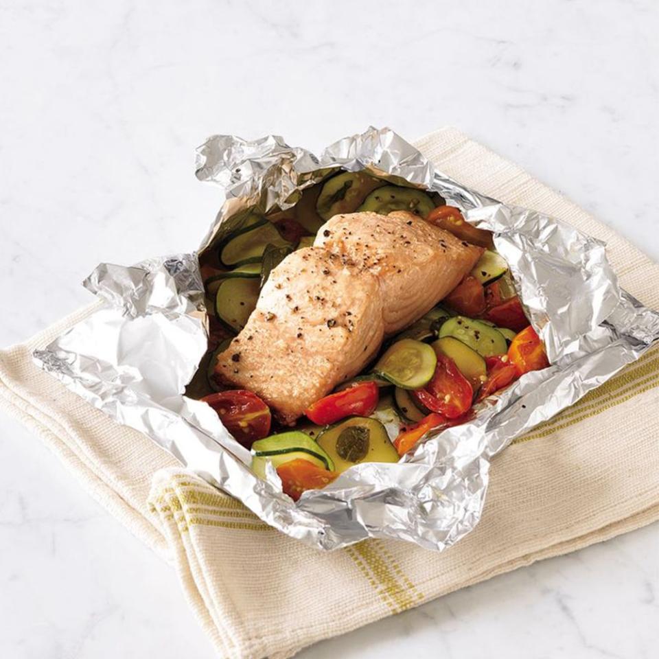 2) Steamed Salmon with Zucchini, Tomato, and Basil