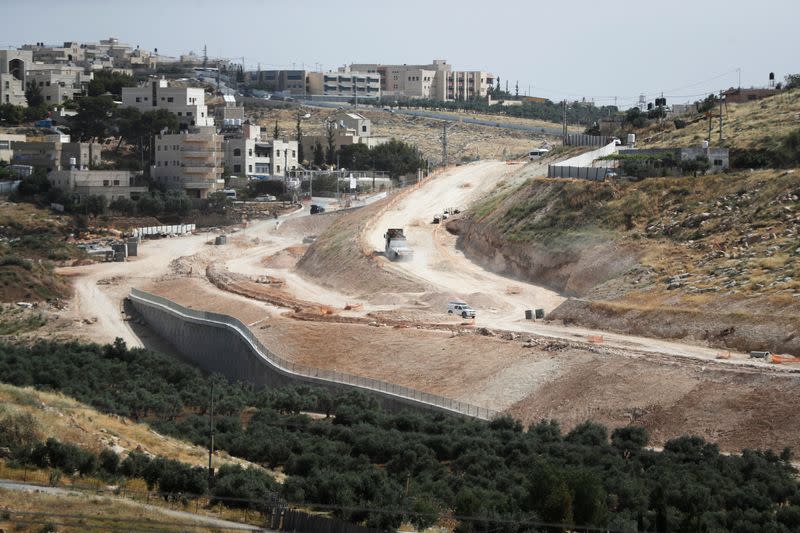 ISRAËL CONSTRUIT UNE ROCADE RELIANT LES COLONIES AUTOUR DE JÉRUSALEM