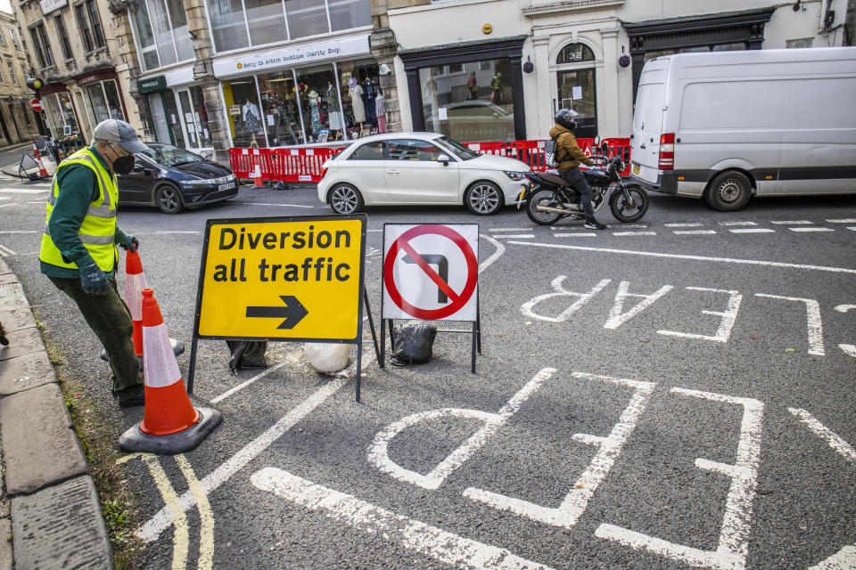 Traffic builds in Bradford-on-Avon as a new one-way system is put into place
