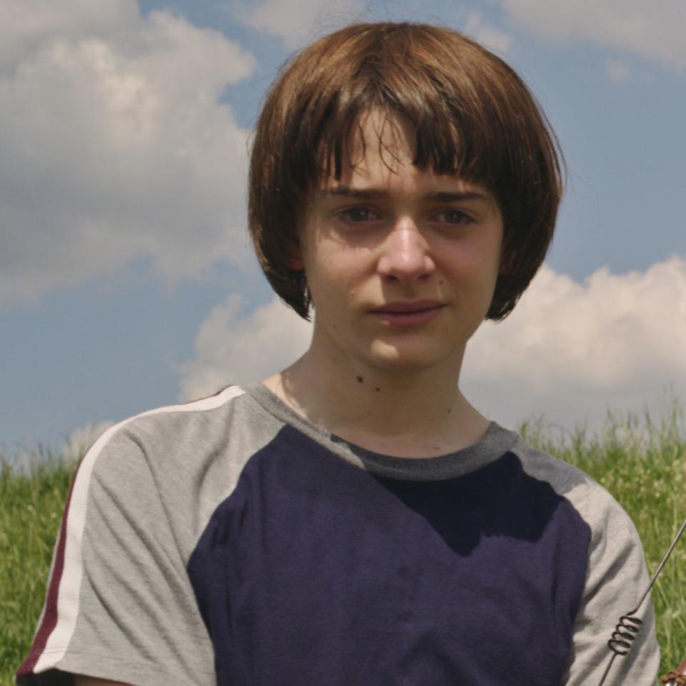 5)  Noah Schnapp (Will)