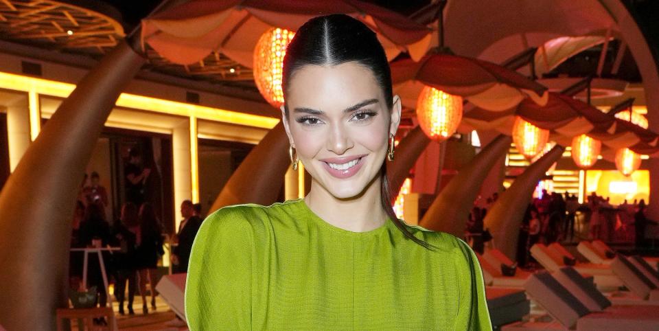 Kendall Jenner just wore a *tiiiiiny* floss bikini on Instagram