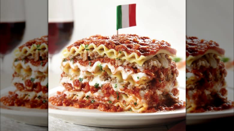 Spaghetti Warehouse 15-Layer Lasagna
