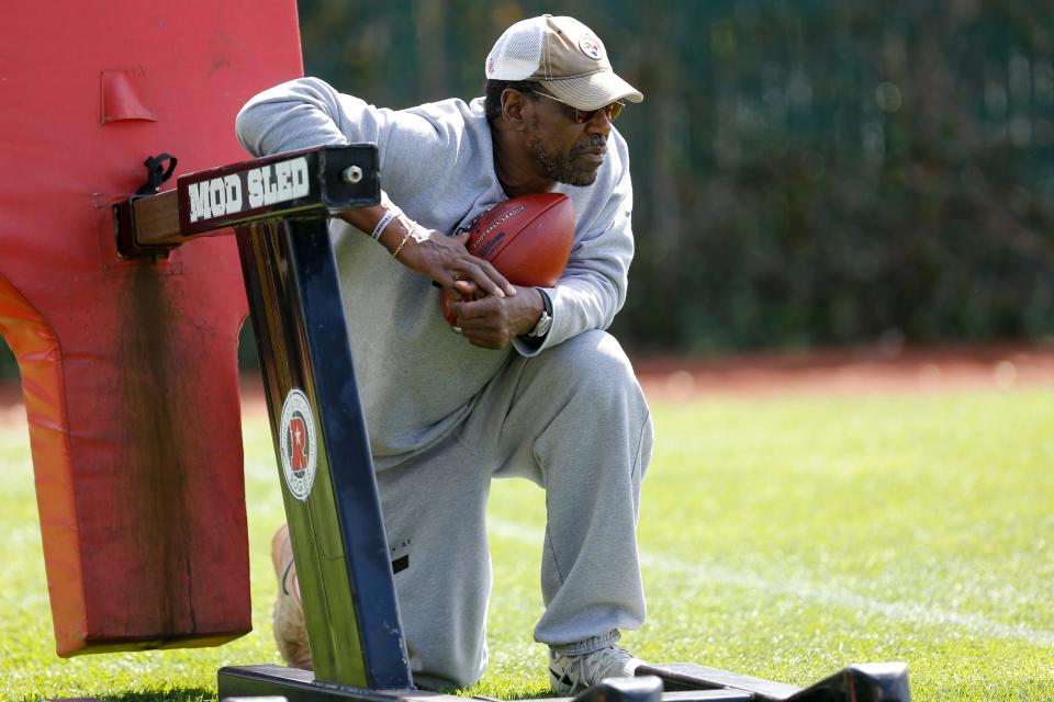Pittsburgh Steelers defensive line coach John Mitchell watches from a blocking sled during NFL football rookie minicamp, Friday, May 6, 2016 in Pittsburgh. (AP Photo/Keith Srakocic)