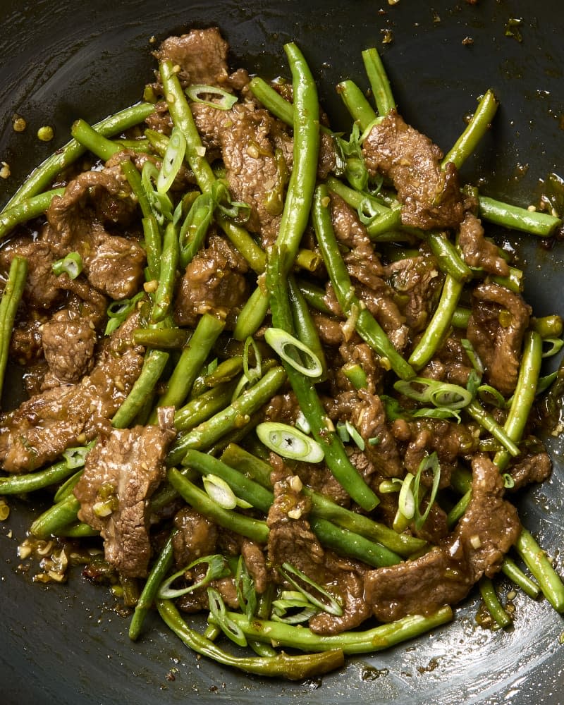 garlic beef stir fry in pot