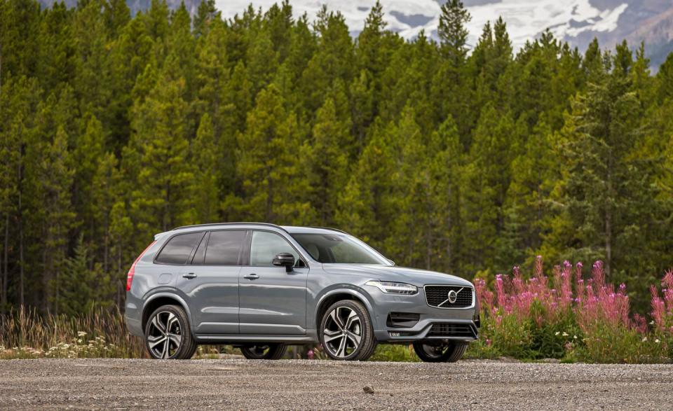 See 2020 Volvo XC90 Photos