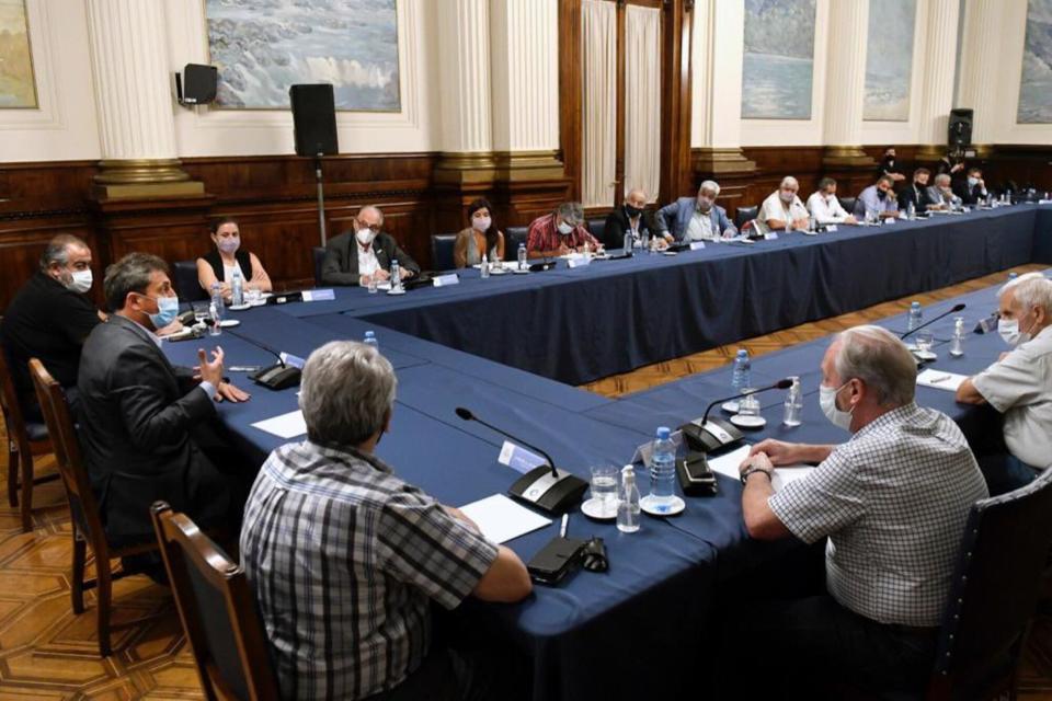 Sergio Massa recibió en Diputados a dirigentes de la CGT que piden ampliar los adicionales que quedan eximidos del impuesto a las ganancias