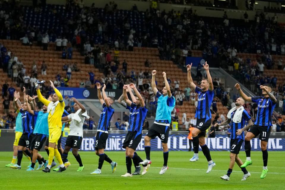 Inter players celebrate their win against Spezia (Luca Bruno/AP) (AP)