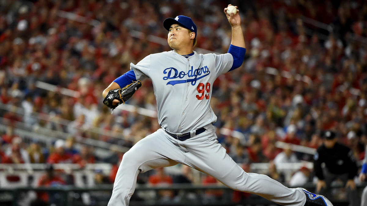 Blue Jays officially announce 4-year contract for star pitcher Hyun-jin Ryu
