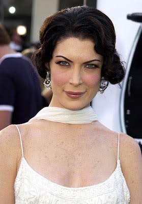 Lara Flynn Boyle at the LA premiere of Columbia's Men in Black II