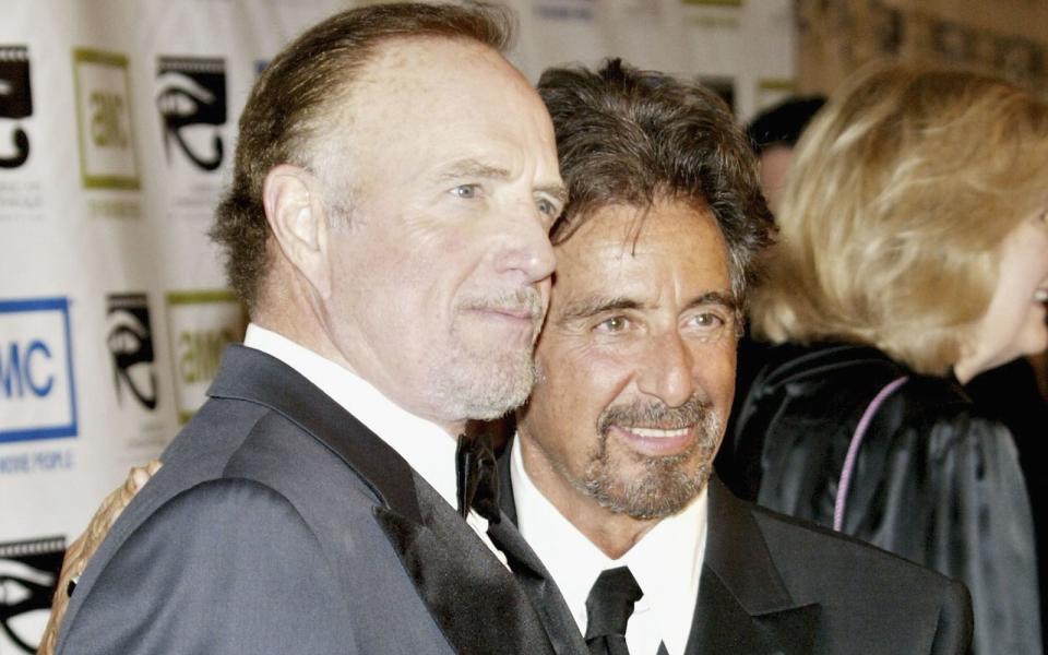 "Er war so lebendig und verwegen": Al Pacino (rechts) trauert um seinen "Der Pate"-Co-Star James Caan.  (Bild: Frederick M. Brown/Getty Images)