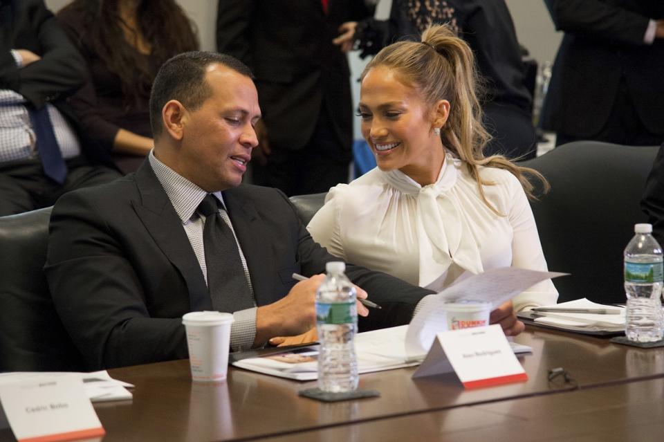 Alex Rodriguez gets up one on Jennifer Lopez after pulling off a supernatural prank. (AP)