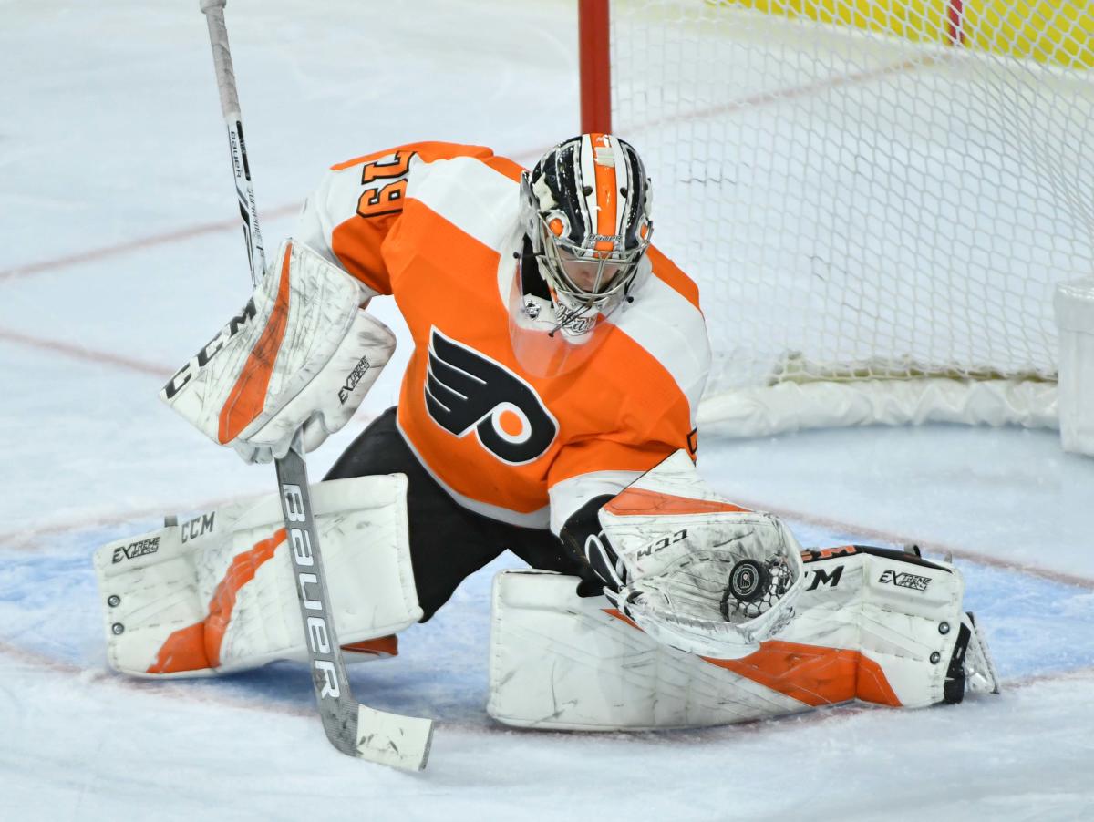 Carter Hart made the jump and his teammates want him to stay in NHL