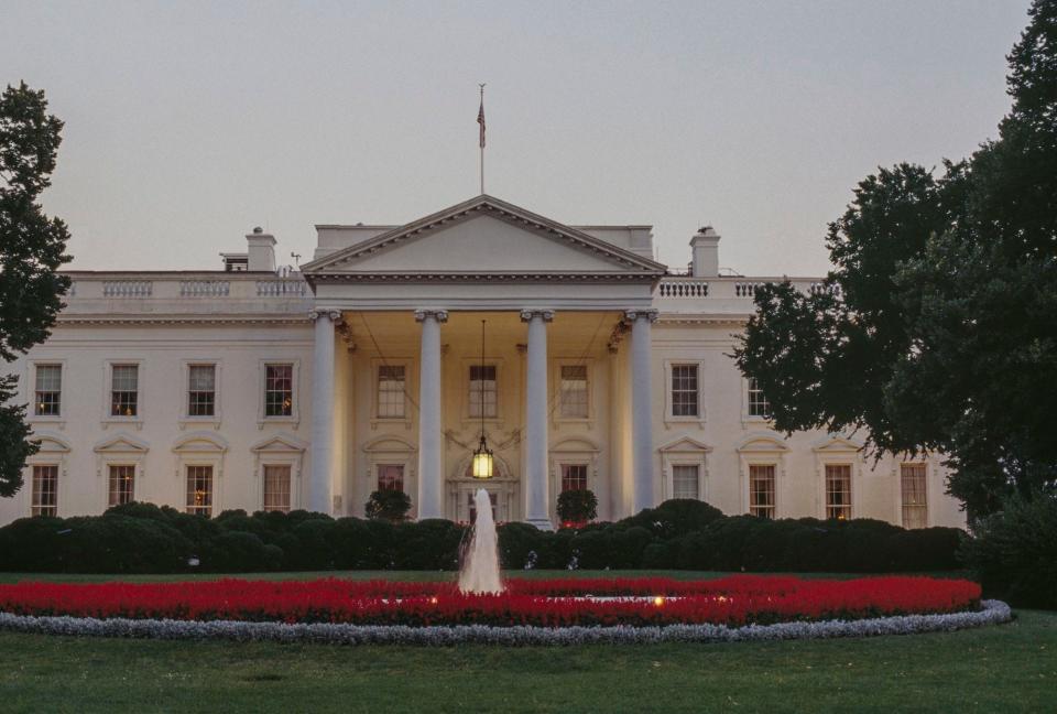 white house exterior