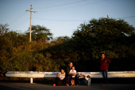 Venezuelans at the Ecuadorian Peruvian border service center in the outskirts of Tumbes