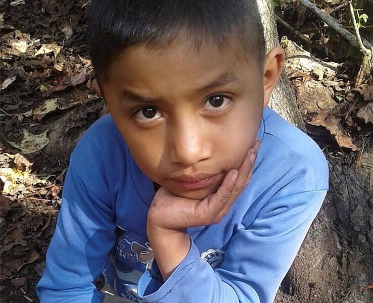 An autopsy report confirmed that an 8-year-old Guatemalan boy who died while in custody of the U.S. Border Patrol on Christmas Eve succumbed to a flu infection. (Photo: The Canadian Press)