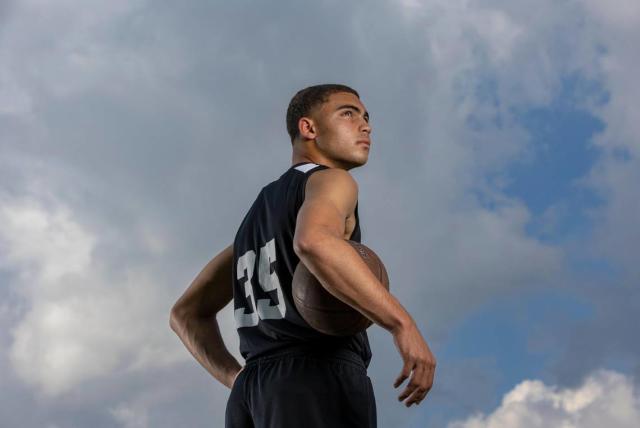 Riviera Prep's Dante Allen is Miami-Dade's 4A-2A Boys' Basketball Player of  the Year