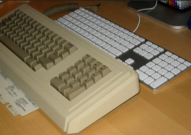 apple lisa keyboard