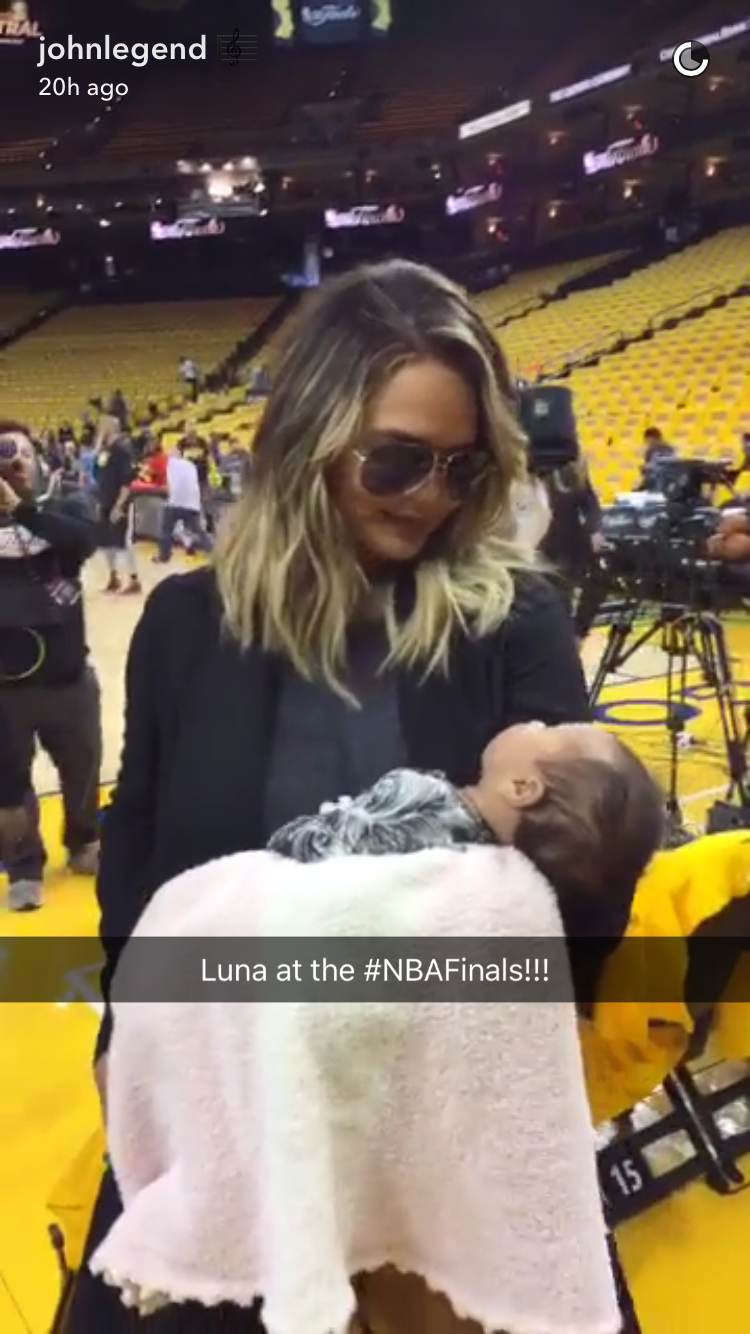 Earlier that day, mom and baby were on the court. <i>(Photo: Snapchat)</i>