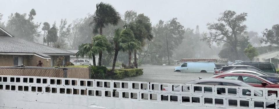 Water levels rise in Big Tree Shores subdivision in South Daytona as Tropical Storm Ian whips through Volusia County Thursday, Sept. 29, 2022.