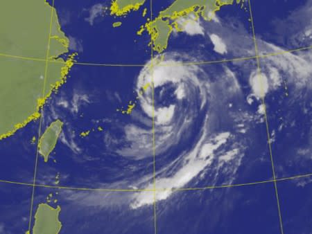 未來一周恐有2颱風接力生成。（圖取自氣象局網頁）