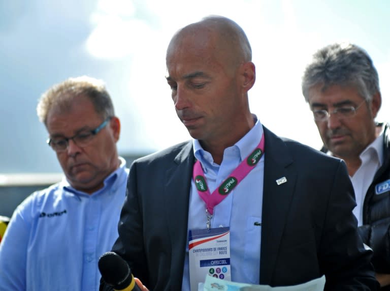 Pascal Chanteur, président du syndicat français des coureurs, lors d'un hommage aux cyclistes tués lors de courses, avant les Championnats de France sur route, à Chasseneuil-du-Poitou en 2014 (GUILLAUME SOUVANT)