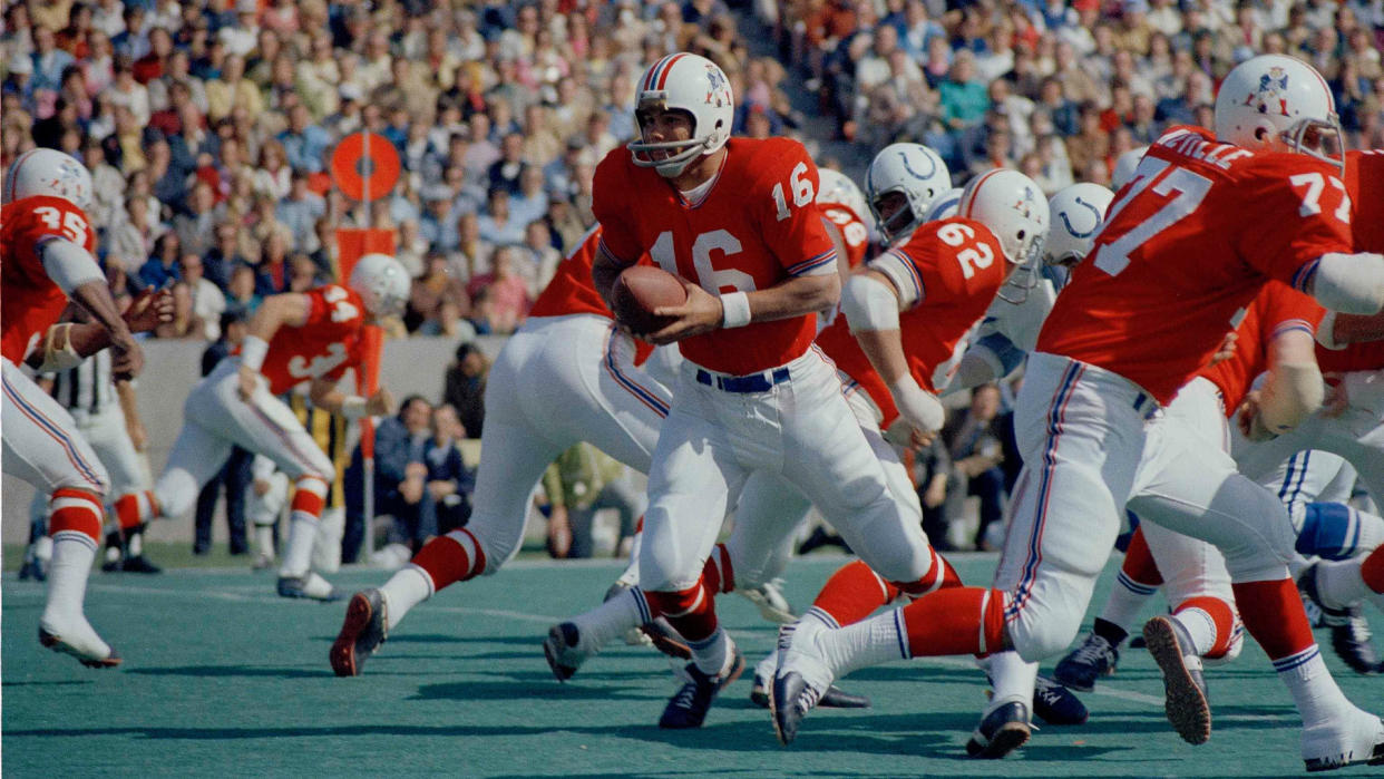 Mandatory Credit: Photo by J Walter Green/AP/Shutterstock (6598852a)Jim Plunkett Jim Plunkett (16) quarterback for the New England Patriots, Nov.