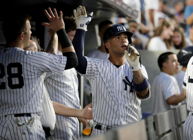 Yankees' Gleyber Torres exits after tweaking his back