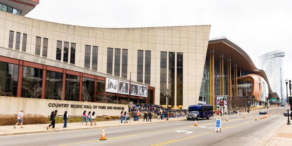 the country music hall of fame and museum in nashville, tn