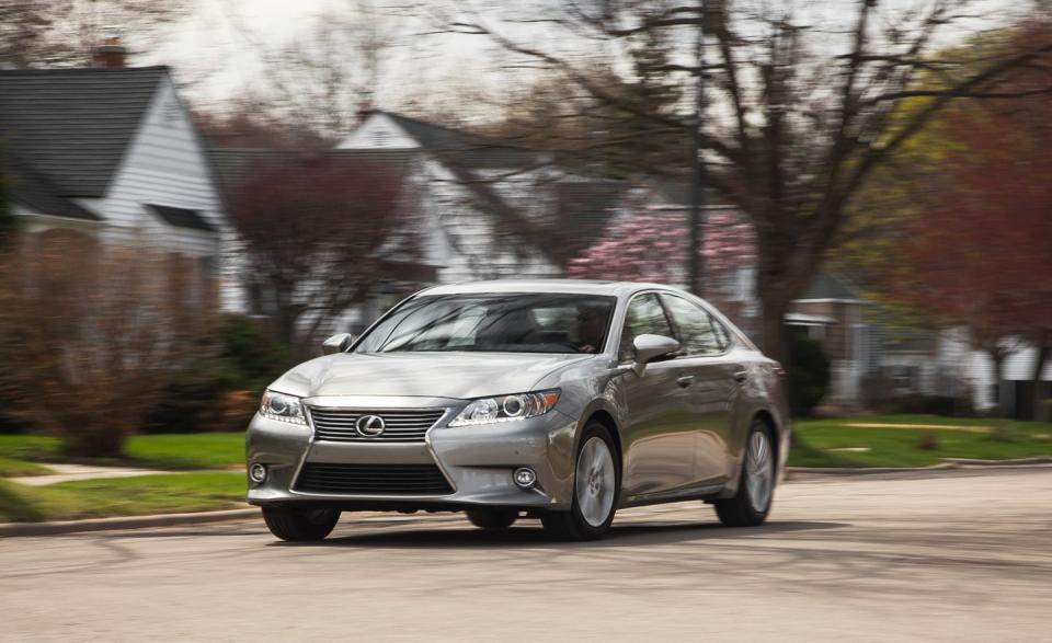 2015 Lexus ES350/ES300h