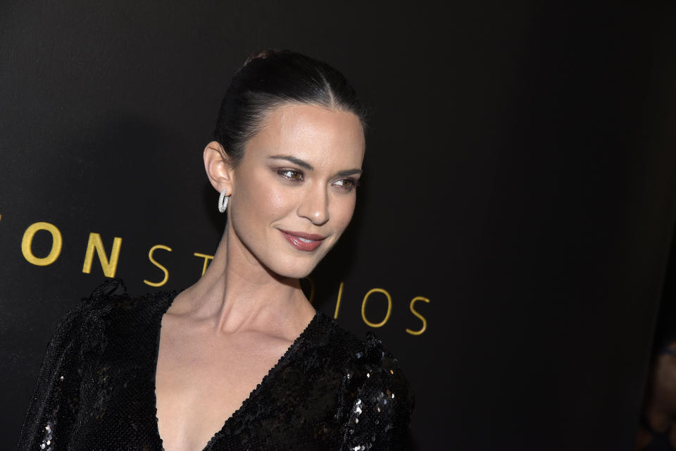 Odette Annable shares pregnant photos from her summer. (Photo: Michael Tullberg/FilmMagic)