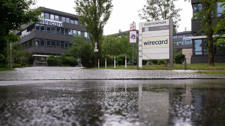 19.06.2020, Bayern, Aschheim: Der Schriftzug von Wirecard ist an der Firmenzentrale des Zahlungsdienstleisters zu sehen. Dem in einen Bilanzskandal verwickelten Dax-Konzern Wirecard droht der Verlust von Milliardenkrediten. Foto: Sven Hoppe/dpa +++ dpa-Bildfunk +++ Foto: dpa