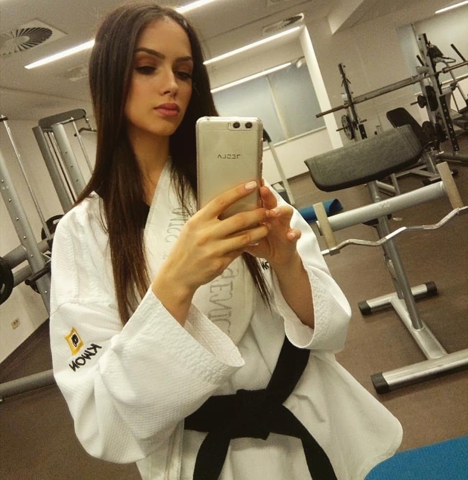 Sara Damnjanovic es una de las campeonas de taekwondo serbias más reconocidas. <a href="https://www.instagram.com/saratkd7/?hl=en" rel="nofollow noopener" target="_blank" data-ylk="slk:Foto:Sara Damnjanovic/Instagram;elm:context_link;itc:0;sec:content-canvas" class="link ">Foto:Sara Damnjanovic/Instagram</a>