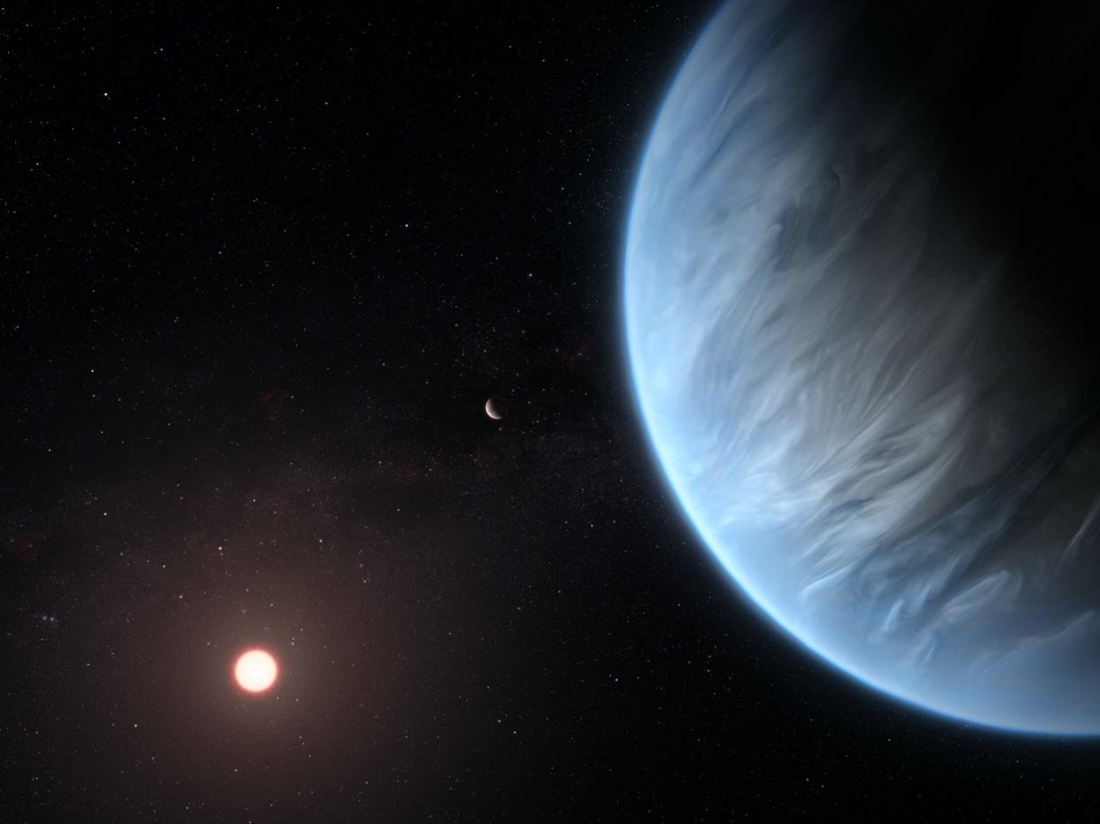 An artist’s impression shows the planet K2-18b, its host star and an accompanying planet in this system. K2-18b is now the only super-Earth exoplanet known to host both water and temperatures that could support life. UCL researchers used archive data from 2016 and 2017 captured by the NASA/ESA Hubble Space Telescope and developed open-source algorithms to analyze the starlight filtered through K2-18b’s atmosphere. The results revealed the molecular signature of water vapor, also indicating the presence of hydrogen and helium in the planet’s atmosphere.