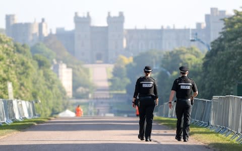 Police on the Long Walk in Windsor on Sunday morning - Credit: Andrew Matthews /PA