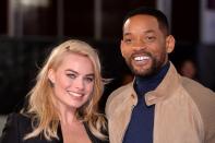 Der wendungsreiche Gaunerfilm "Focus" markierte 2015 die erste Zusammenarbeit zwischen Margot Robbie und Will Smith. Smith spielt einen cleveren Meisterdieb, der eine etwas tollpatschige Taschendiebin (Robbie) unter seine Fittiche nimmt. Schon ein Jahr später waren die beiden erneut gemeinsam auf der Leinwand zu sehen - in einem gänzlich anderen Film allerdings. (Bild: Getty Images/Anthony Harvey)