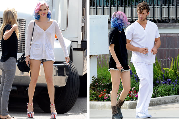 Riley Keough am Set von "Magic Mike" - rechts mit Alex Pettyfer (Bilder: ddp)