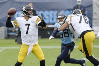 Pittsburgh Steelers quarterback Ben Roethlisberger (7) passes as offensive tackle Alejandro Villanueva (78) blocks Tennessee Titans linebacker Harold Landry (58) in the first half of an NFL football game Sunday, Oct. 25, 2020, in Nashville, Tenn. (AP Photo/Mark Zaleski)