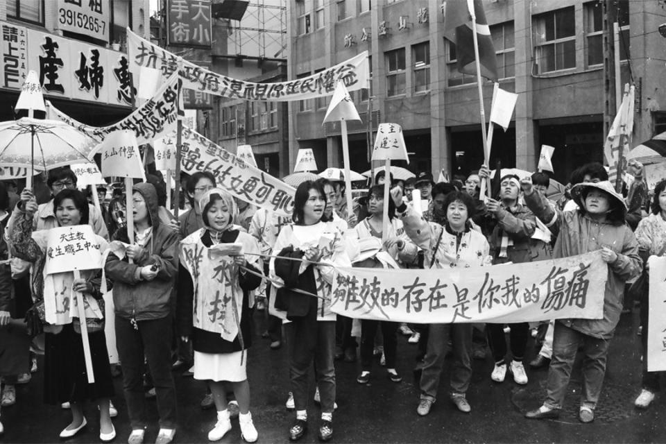 1988年1月9日，救援雛妓大遊行，即華西街大遊行。網上圖片